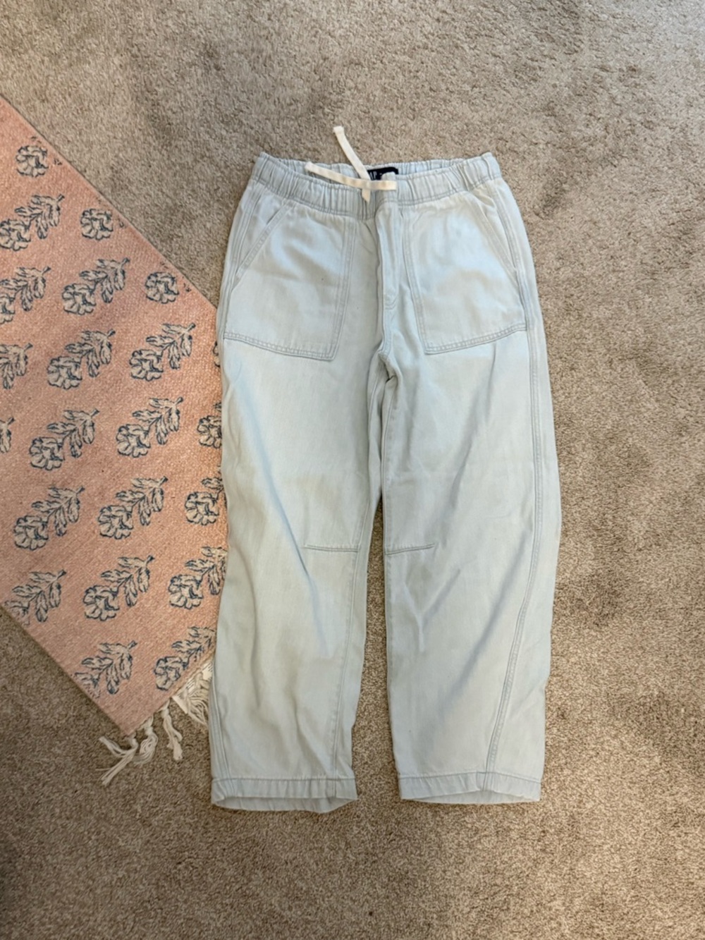 GAP NWOT❗️Super Soft Pull On Barrel Jeans - Picture 3 of 12